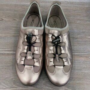 ecco BLUMA Metallic Silver Pewter Leather Sneakers Speed Lace 38 /  7 / 7.5